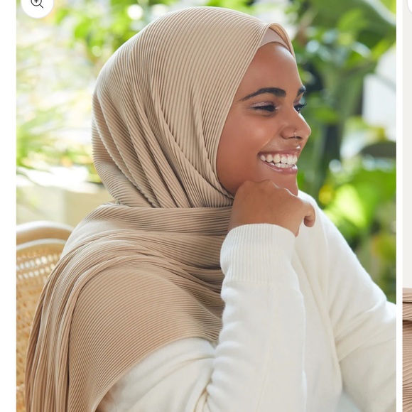 COPY - HAUTE HIJAB Fine Pleat Hijab - Picture 10 of 12